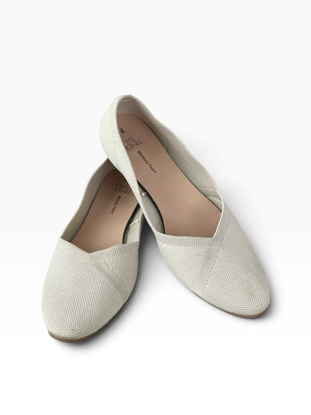 Time and Tru Flats Women 9 Knit Slip On Casual Comfort Memory Foam Cream